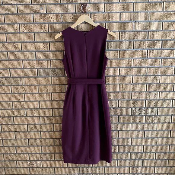 Cutaway Belted Sheath Dress by White House Black Market: size 6 - Picture 7 of 11